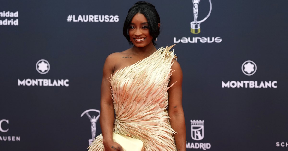 Recurso de cronograma de relacionamento de Simone Biles e marido Jonathan Owens