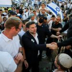 Smotrich diz que Israel está assumindo o controle de Hebron
