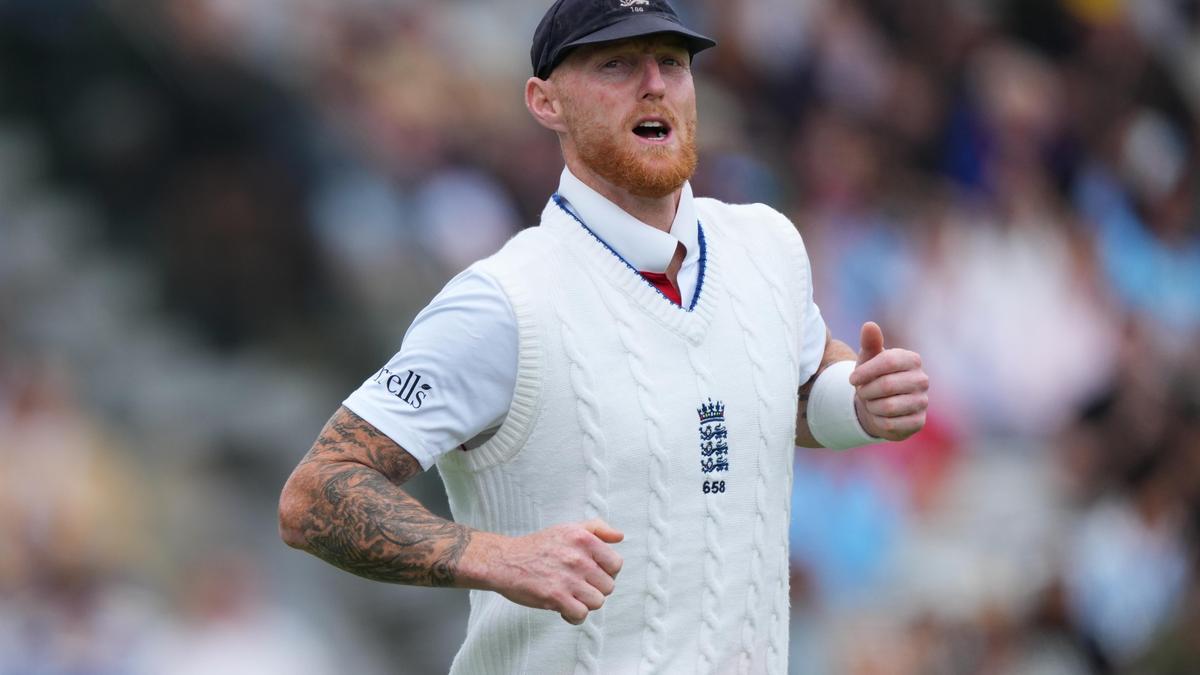 Stokes e Atkinson ficaram de fora para o segundo teste da Nova Zelândia; Root nomeado capitão interino