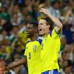 Svanberg, da Suécia, marca o segundo gol mais rápido de um reserva na história da Copa do Mundo da FIFA