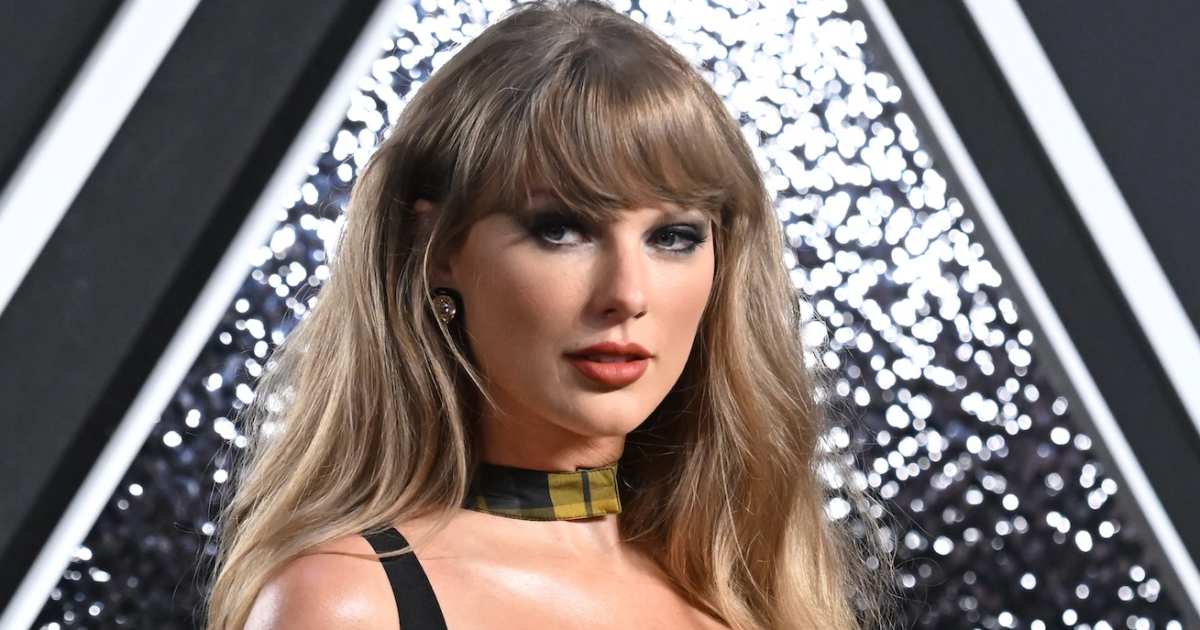 Taylor Swift compartilha imagens raras de infância vestida como uma vaqueira