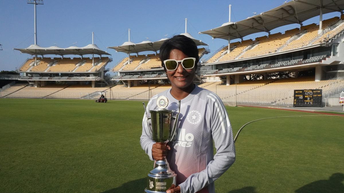Técnico Sub-19 da Índia, Nooshin Al Khadeer: O objetivo final é construir um banco sólido