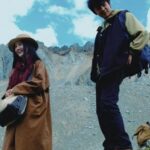 Telas de 'Sumpa Kingdom' em Xangai, diretor Lhapal Gyal e elenco discutem paisagens de montanhas sagradas