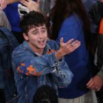 Knicks Superfans Timothee Chalamet e Kylie Jenner mostram PDA enquanto participam do jogo 4 das finais da NBA de 2026