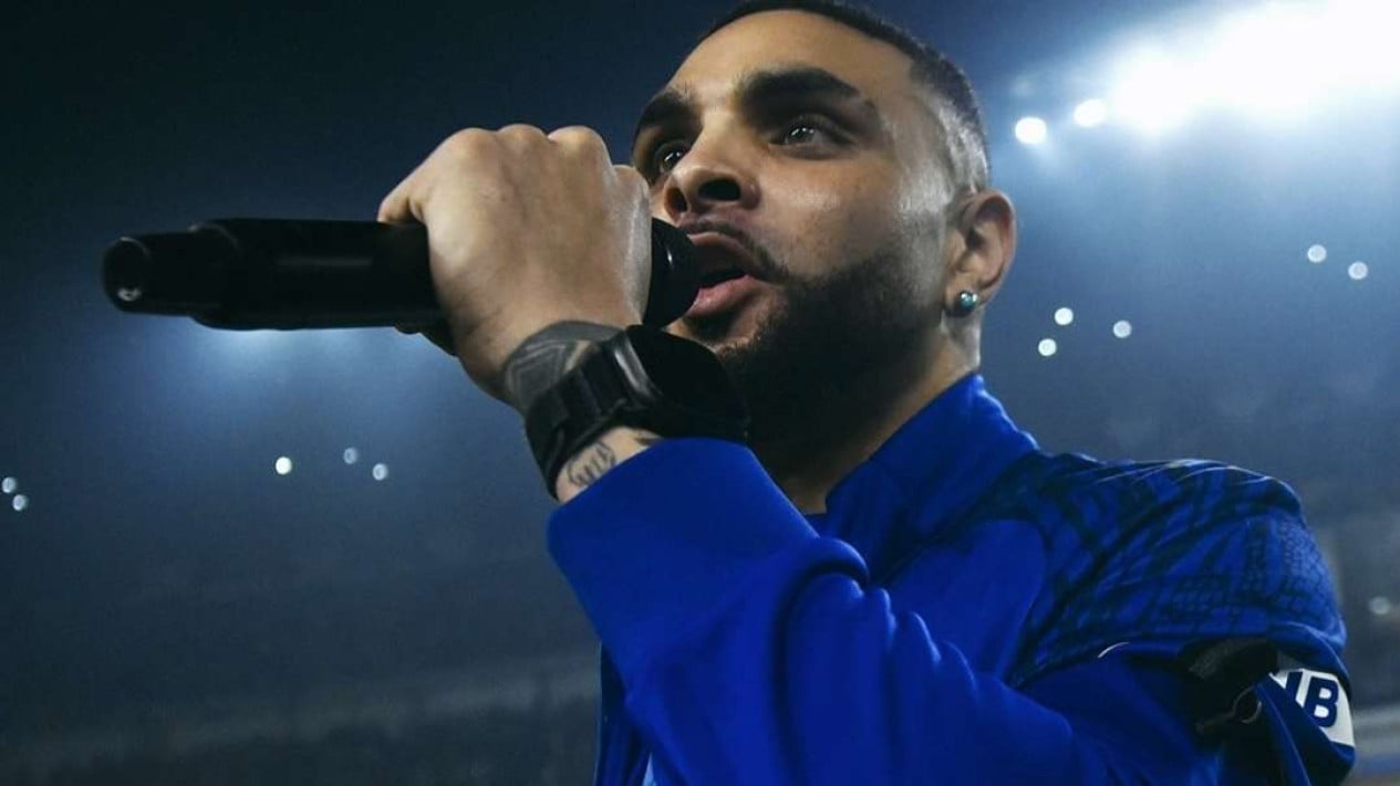 Tinggalkan Persib, Layvin Kurzawa Kirim Pesan Menyentuh para Bobotoh: Saya akan Merindukan Kalian