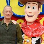 Tom Hanks admite que é “assustador” pensar que a Disney poderia fazer sequências de “Toy Story” sem ele, graças à IA