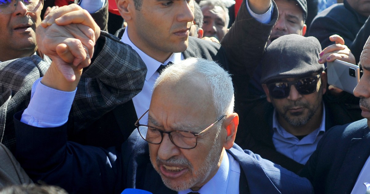 Tribunal tunisino condena líder do Ennahdha, Rached Ghannouchi, à prisão perpétua