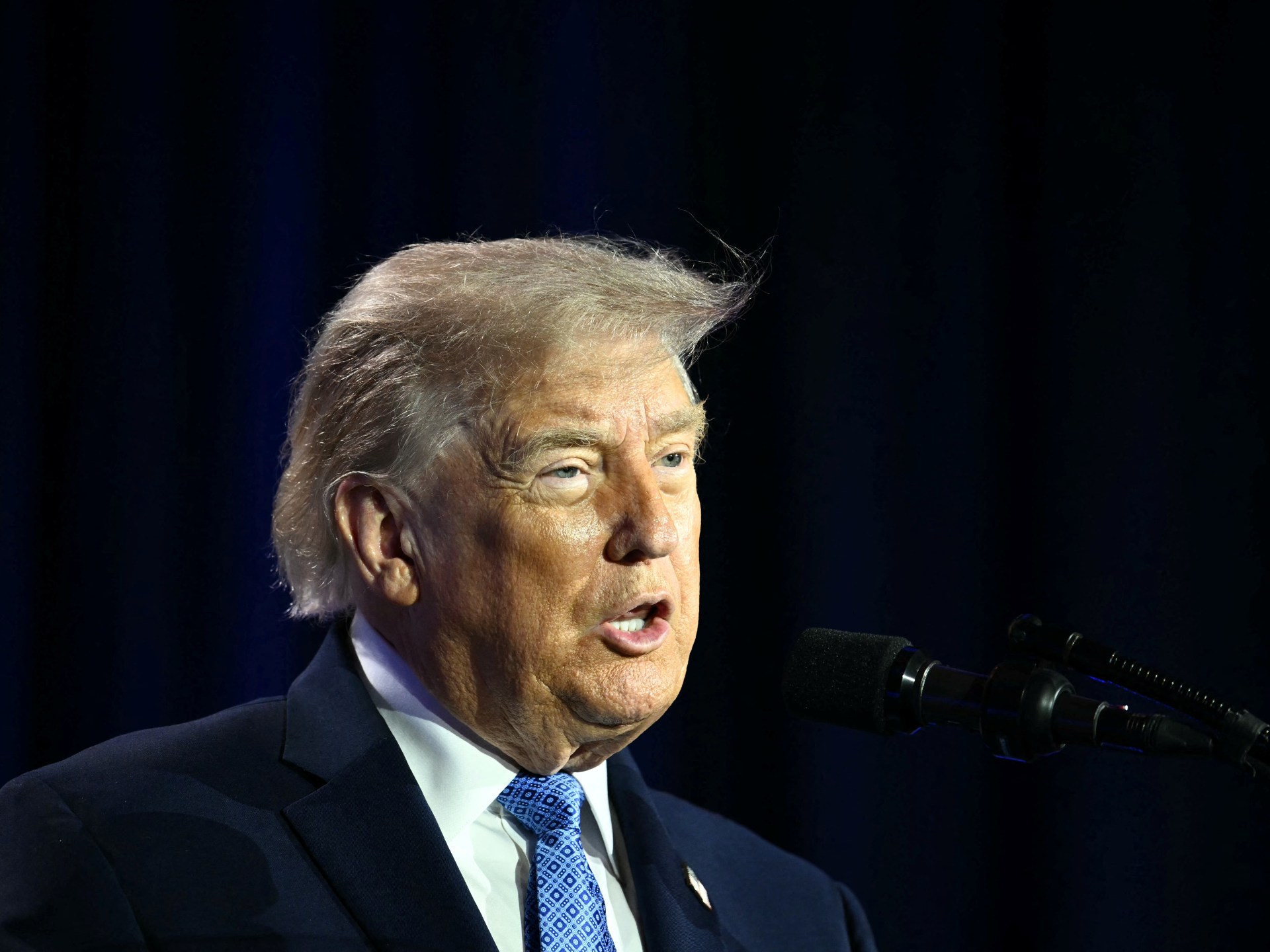 Trump culpa o Irã por ataque “tolo” a navio cargueiro no Estreito de Ormuz