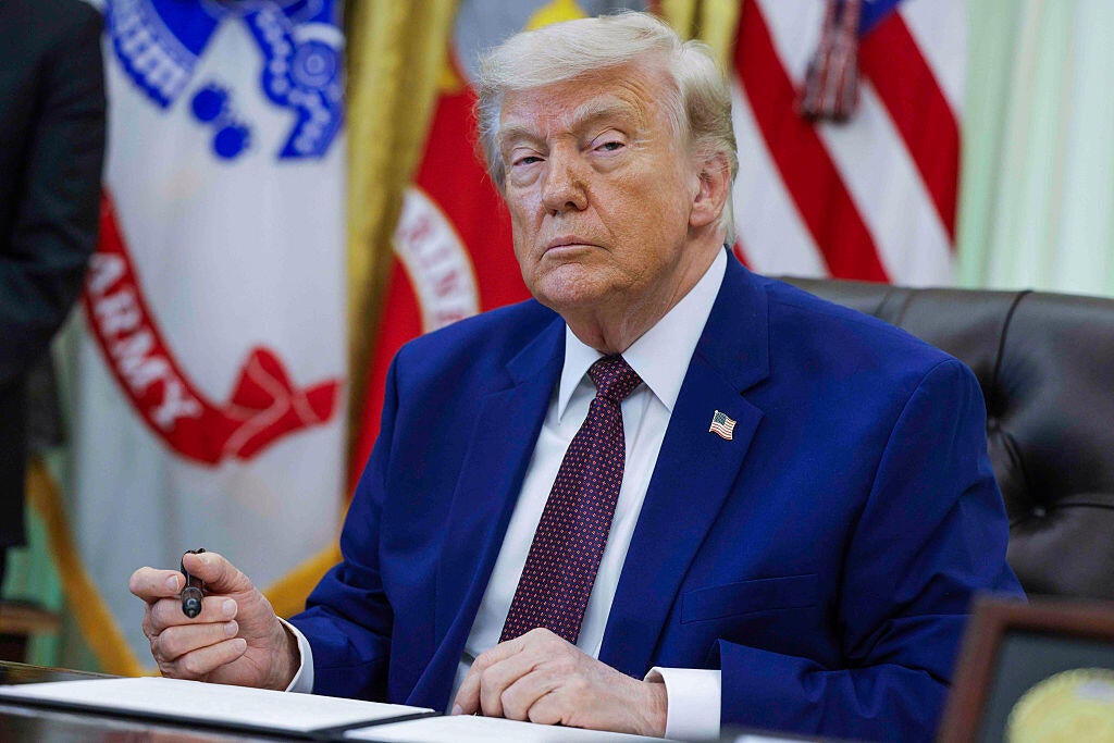 Trump diz que quer que Pulte “inicie o processo” de redução do escritório de inteligência