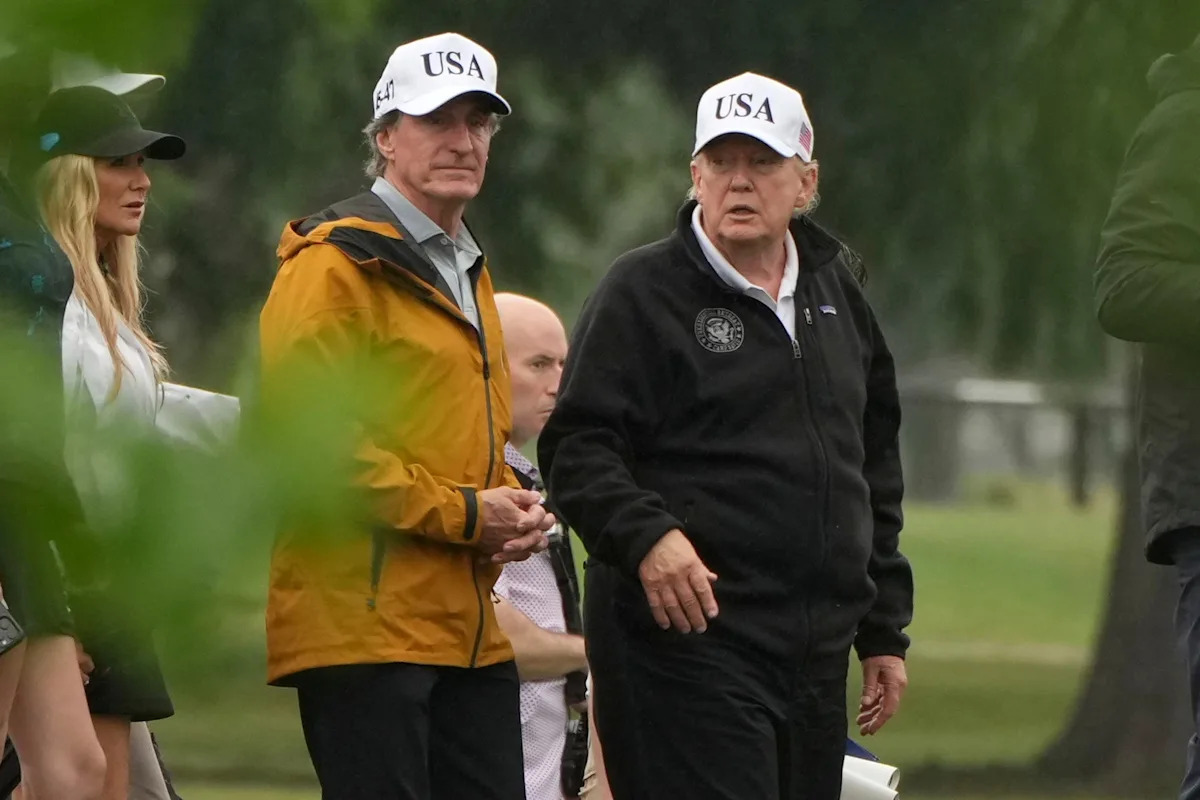 Trump diz que seus planos de renovação para um campo de golfe farão com que Washington sedie um 'grande' torneio