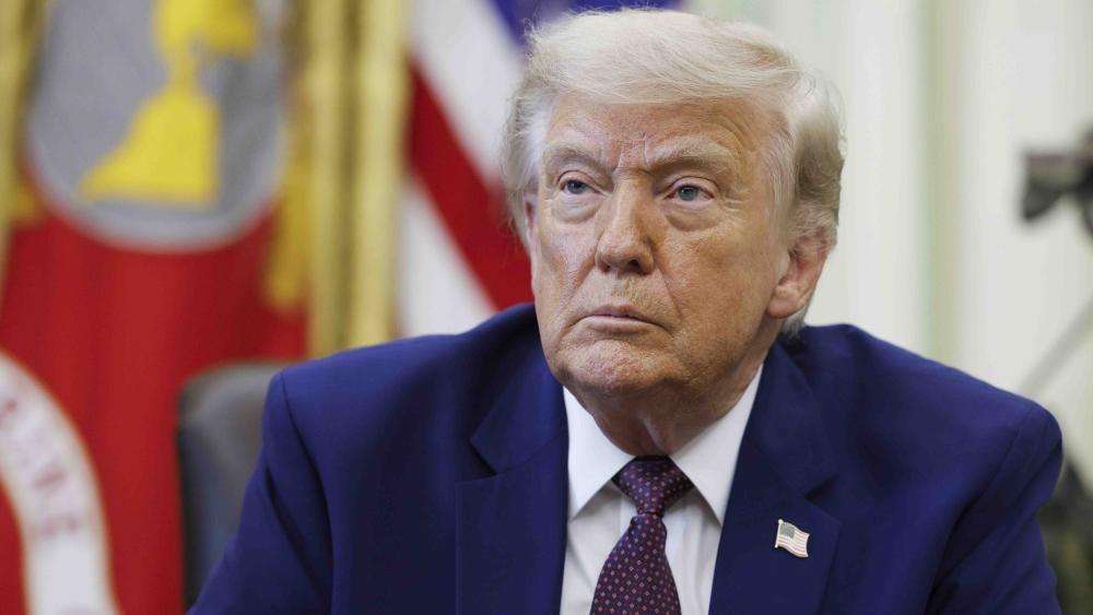 Trump rebate voto ‘antipatriótico’ depois que Câmara o repreende por causa do Irã