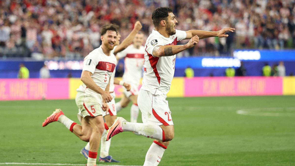 Turkiye vence os EUA e encerra em alta a campanha da Copa do Mundo da FIFA de 2026; Classificações dos jogadores TUR vs EUA