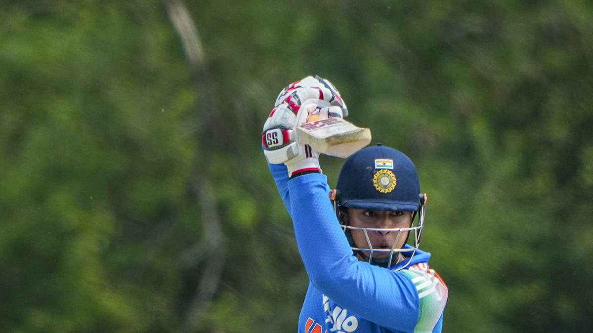 Vaibhav Sooryavanshi joga arremessos irreais, suas rebatidas são inacreditáveis: Dilip Vengsarkar