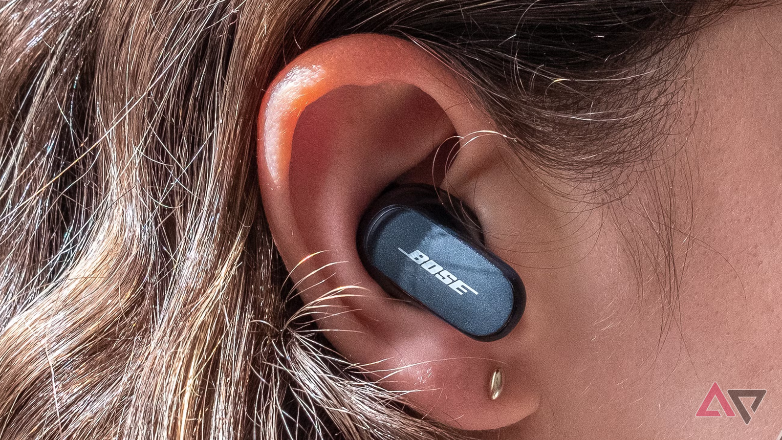 fones de ouvido bose quietcomfort ii fundo branco