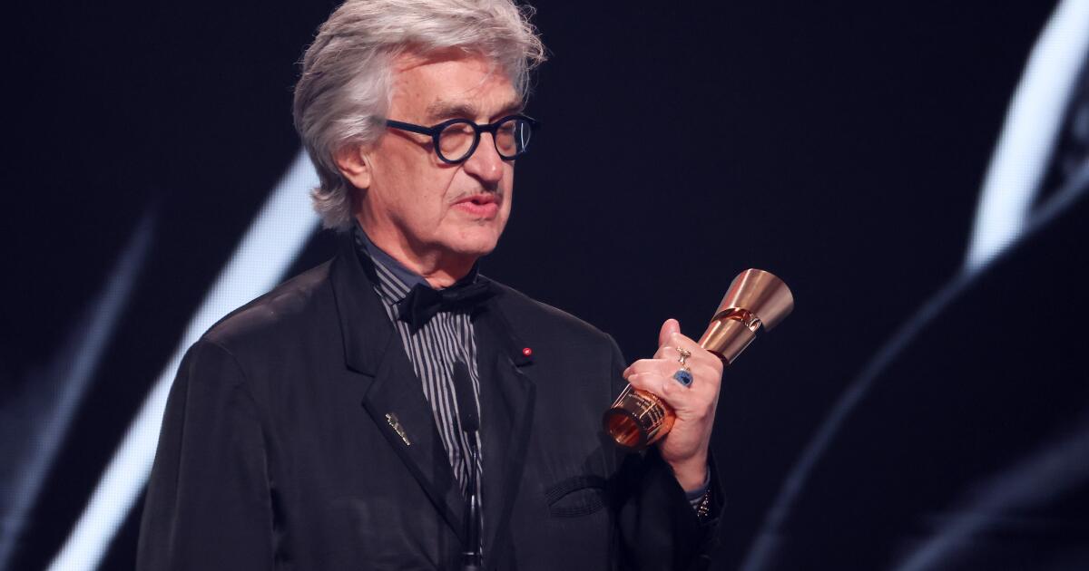 Wim Wenders lança filme 'Wrong Move' com Nastassja Kinski em topless quando ela tinha 13 anos