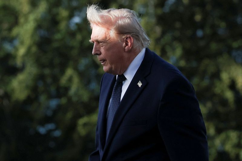 Zelenskiy tenta convencer Trump no G7 de que a Rússia está agora na defensiva