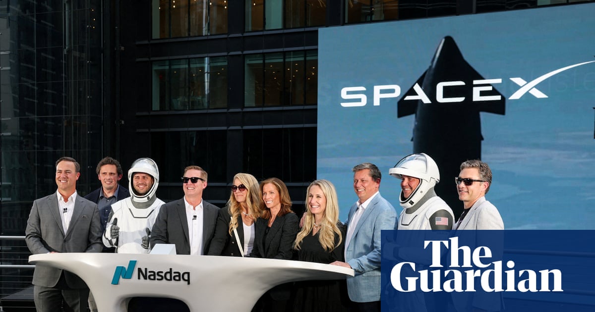 ‘É uma farsa’: americanos expressam rejeição à influência da SpaceX nas poupanças para a aposentadoria