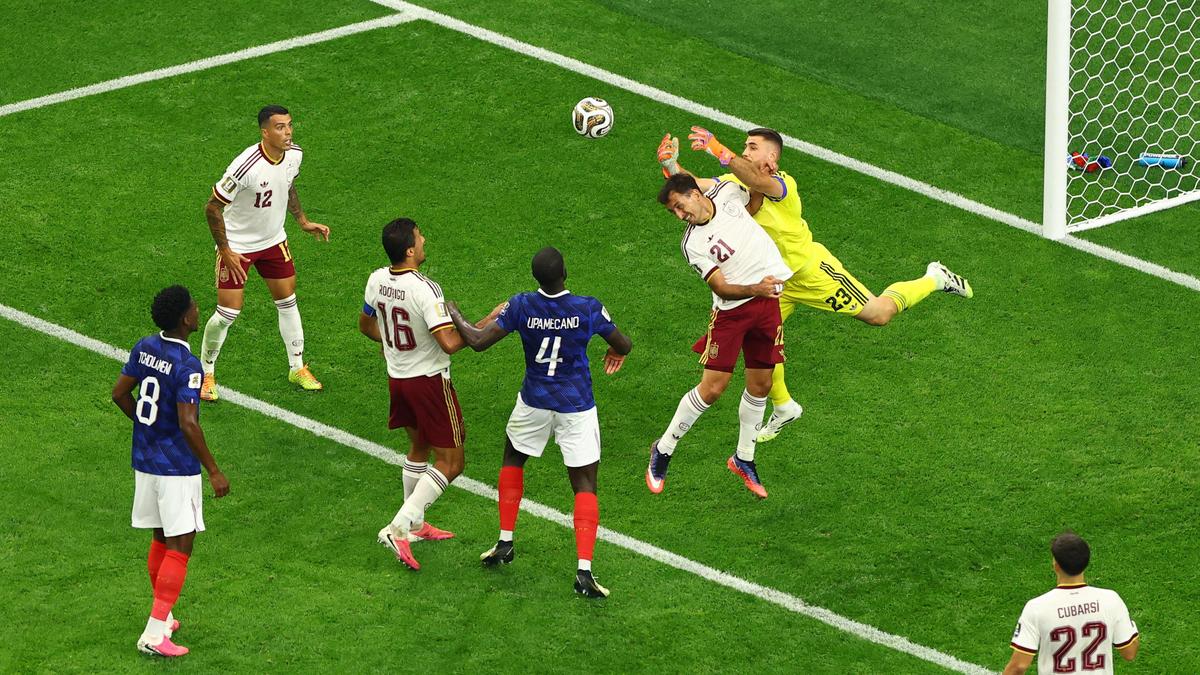 Placar AO VIVO França x Espanha, semifinal da Copa do Mundo FIFA 2026: FRA 0-2 ESP; Porro dobra a liderança