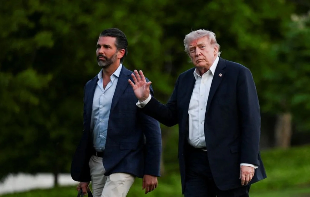 A 'Amazona de armas' de Trump Jr. pode ganhar milhões sob a nova proposta de regra sobre armas de fogo
