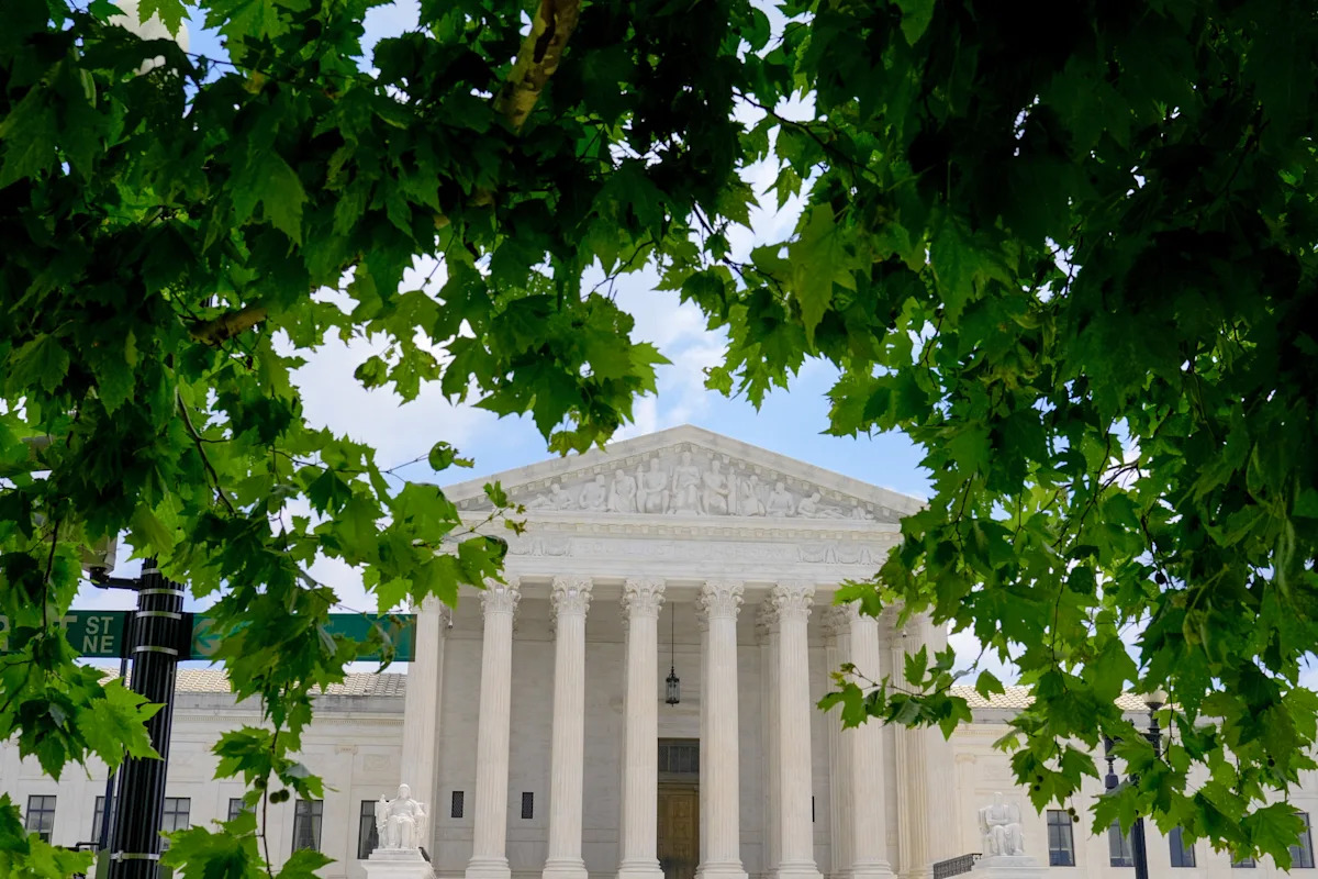 A Suprema Corte não impedirá o Texas de aplicar uma lei que exige verificação de idade para downloads de aplicativos