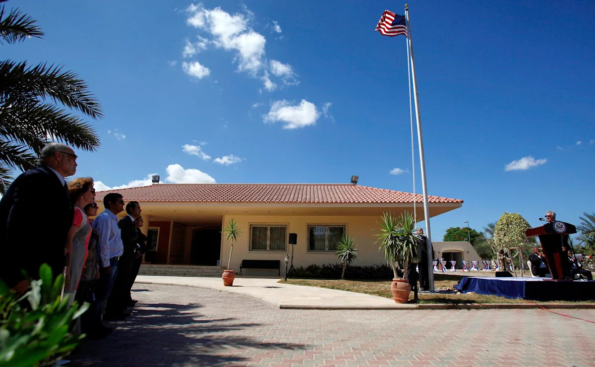 A administração Trump avança com planos para reabrir a embaixada dos EUA na Líbia