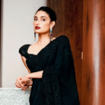 A esposa de KL Rahul, Athiya, mostra um visual preto deslumbrante