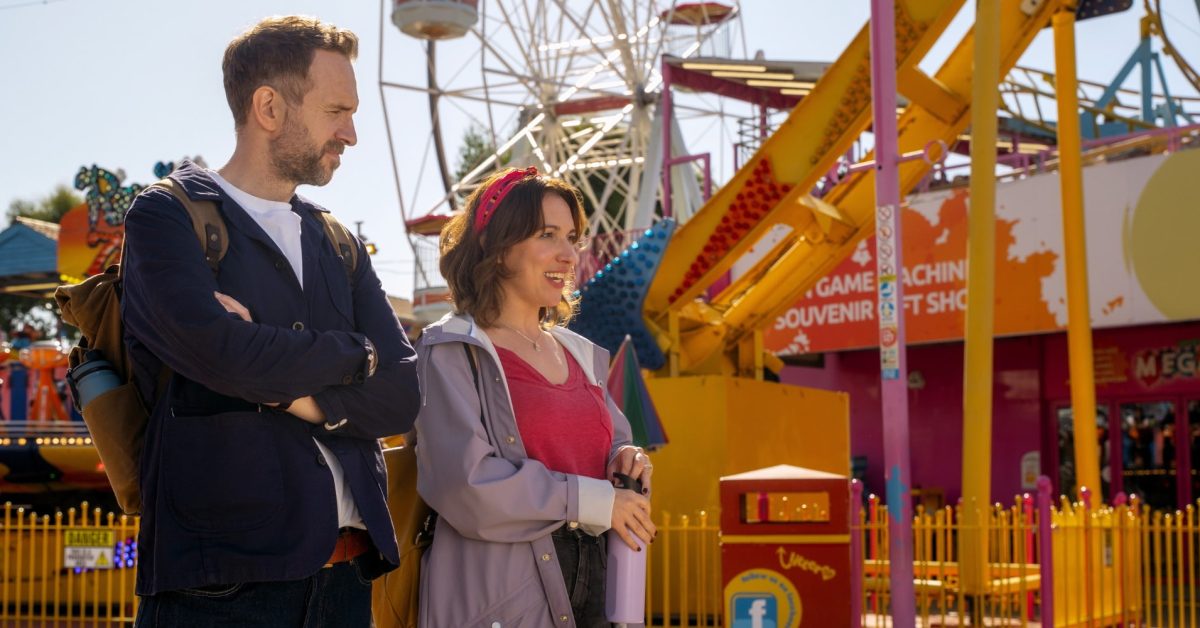 A estreia da 5ª temporada de 'Trying' já está disponível na Apple TV