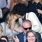 Os novos pais Sienna Miller, 44, e Oli Green, 29, empacotaram o PDA enquanto desfrutavam de um dia sem crianças no sexto dia de Wimbledon