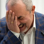 A polícia deteve brevemente Boris Nadezhdin, um político russo liberal e crítico de Putin