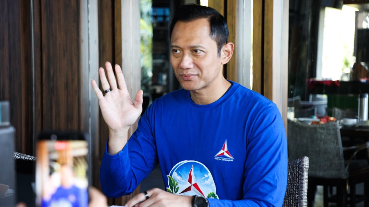 AHY Luncurkan Gerakan Nasional Langit Biru, Ajak Rakyat Bersihkan Pantai para Masa Depan RI