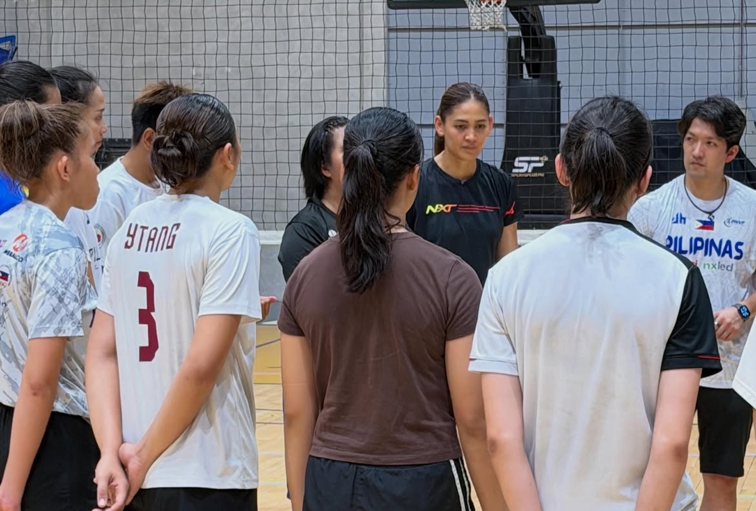 Alas Pilipinas começa a treinar com o técnico Taka Minowa.