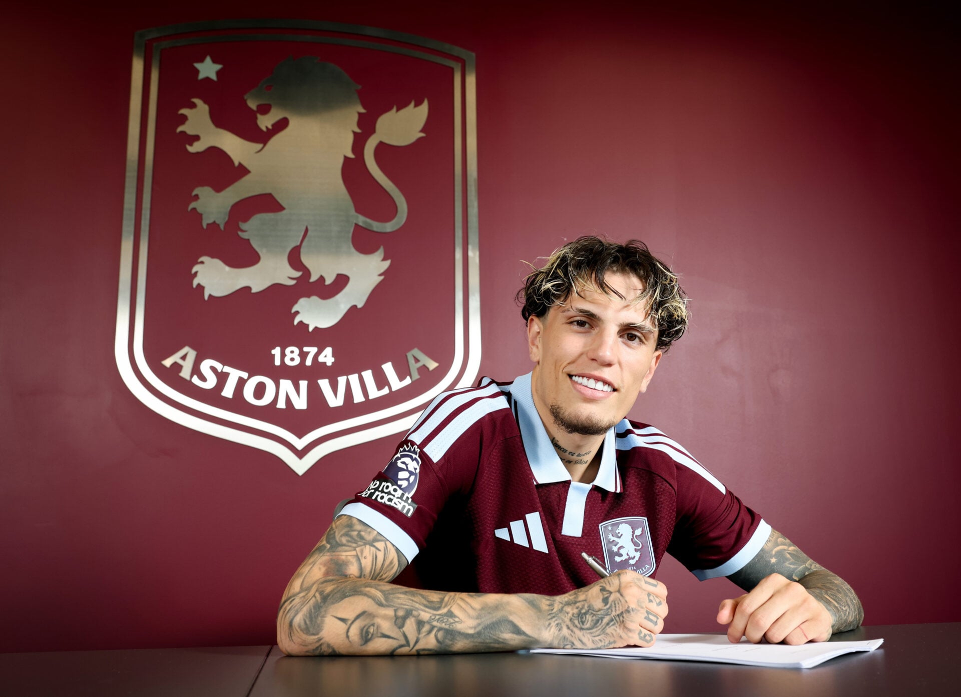 Alejandro Garnacho faz a admissão do Man Utd com suas primeiras palavras como jogador do Aston Villa