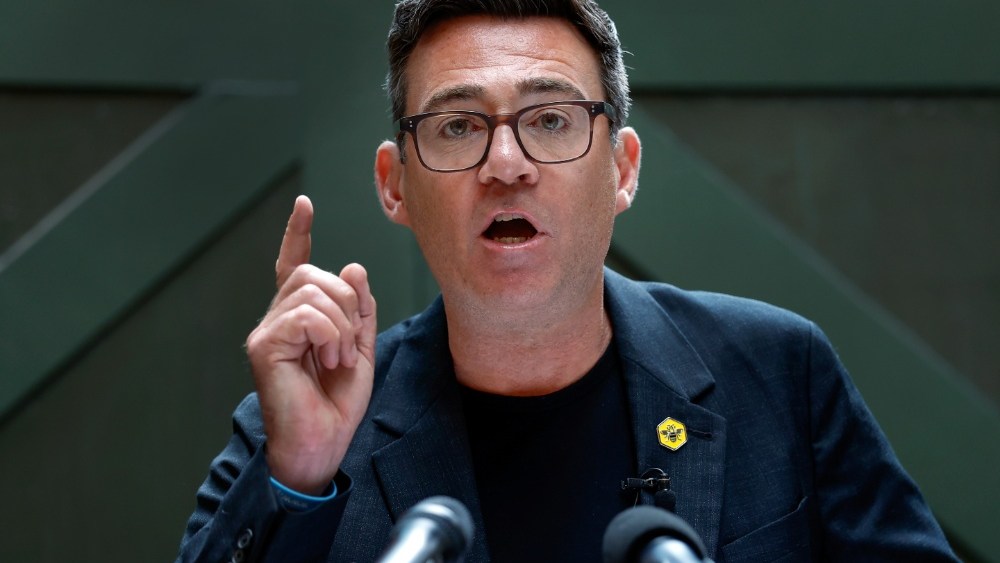 Andy Burnham deve se tornar primeiro-ministro do Reino Unido, já que ex-prefeito de Manchester é nomeado líder do Partido Trabalhista