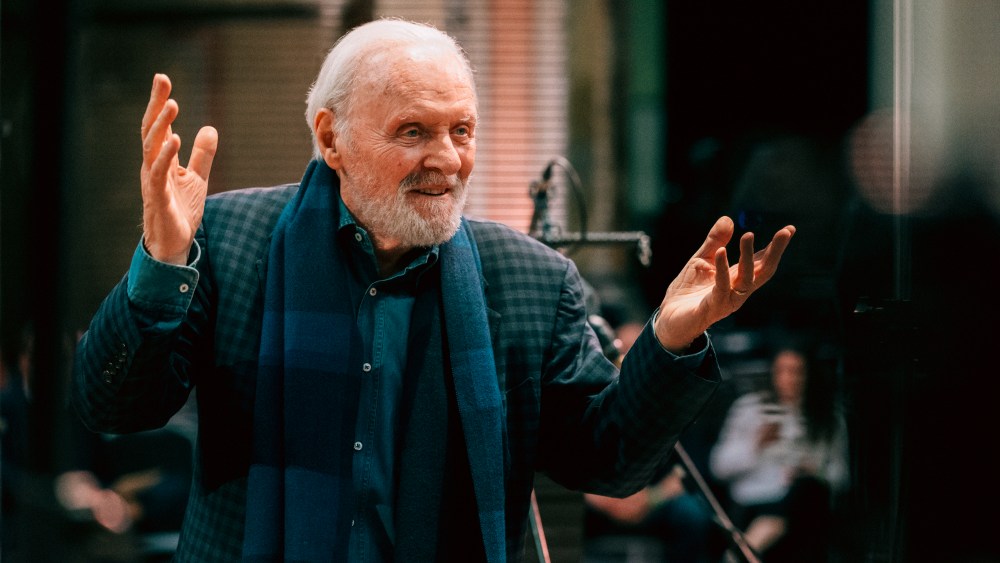 Anthony Hopkins assinado pela Decca Classics; Primeiro álbum de música composto por ator vencedor do Oscar com lançamento previsto para agosto