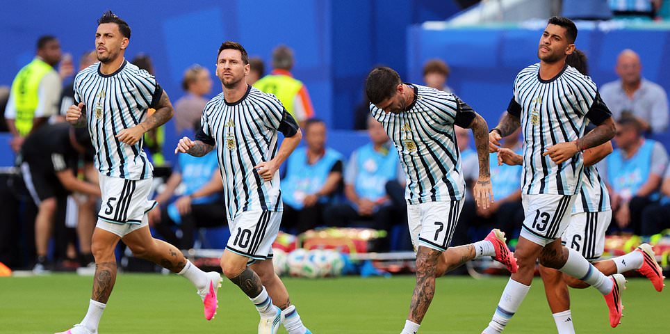 Argentina x Cabo Verde - oitavas de final da Copa do Mundo AO VIVO: Lionel Messi retorna à ação pelos atuais campeões enquanto eles enfrentam o pacote surpresa do torneio