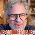 Assista Mark Ruffalo, Sarah Jessica Parker, Margaret Atwood, Judd Apatow e mais dando instruções para combater a tirania de Trump em 4 de julho