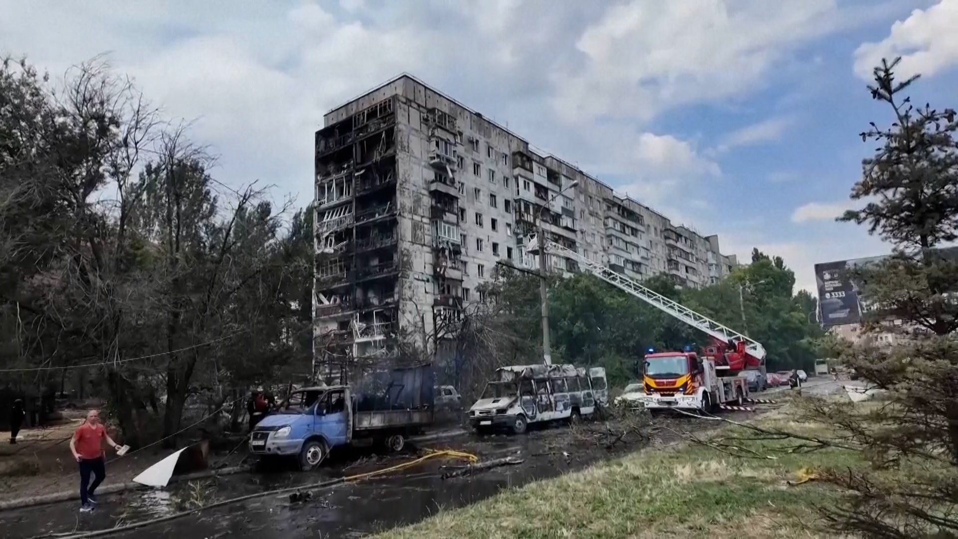 Ataque diurno russo mata três em Zaporizhzhia