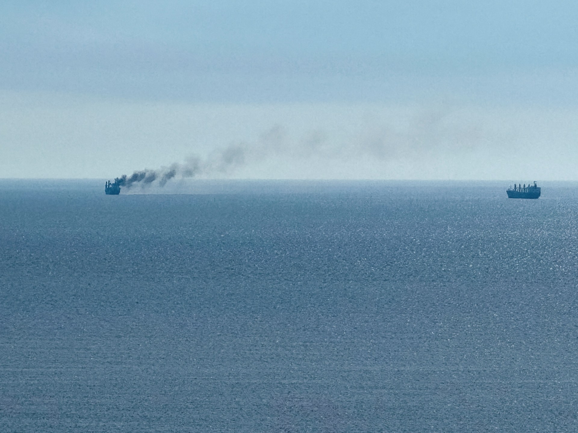 Ataque russo em Odesa mata três enquanto Ucrânia ataca navios no Mar Negro