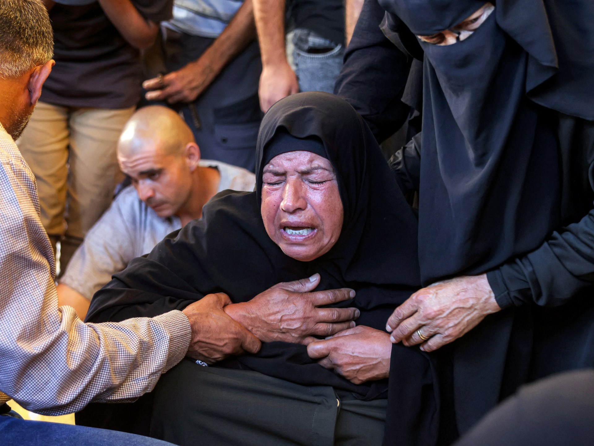 Ataques aéreos israelenses em Gaza matam oito pessoas, incluindo duas crianças
