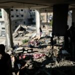 Ataques israelenses em áreas residenciais em Gaza matam oito