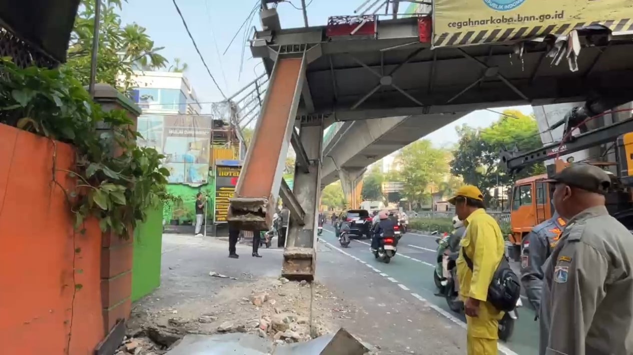 Atualização Kemacetan Usai JPO Tendean Ditabrak Truk Crane, Antrean Mengular di Senopati hingga Rasuna Said