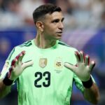Atualização da transferência de Bursa para Juventus: Kabar Baik de Emiliano Martinez e Randal Kolo Muani