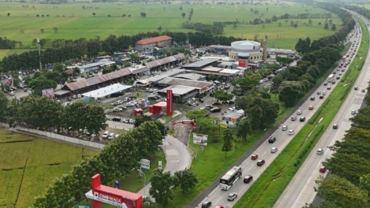 Bakal Ada SPKLU Khusus Truk na área de descanso Jalan Tol Ini