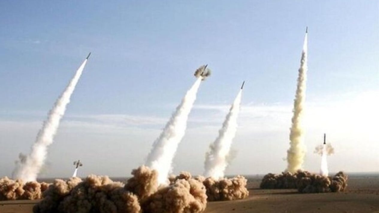 Balas Serangan, Irã Bombardir Hanggar Pesawat e Landasan Pacu AS di Yordania e Kuwait