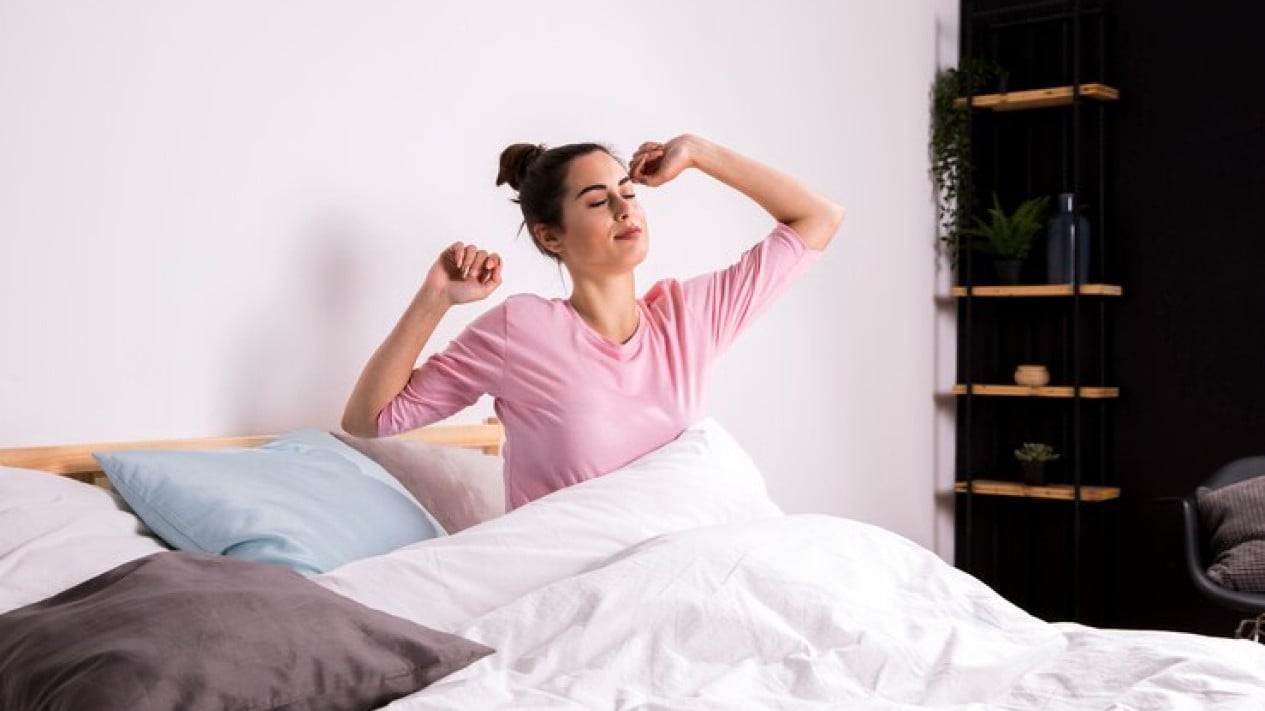 Bangun Tidur Sendi Terasa Kaku? Ini Penyebab yang Sering Dialami Usia 35 Tahun ke Atas