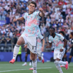 Bélgica expulsa EUA da Copa do Mundo após briga com Balogun