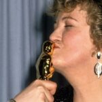 Brenda Fricker, estrela vencedora do Oscar conhecida por 'My Left Foot' e 'Home Alone 2', morre aos 81 anos