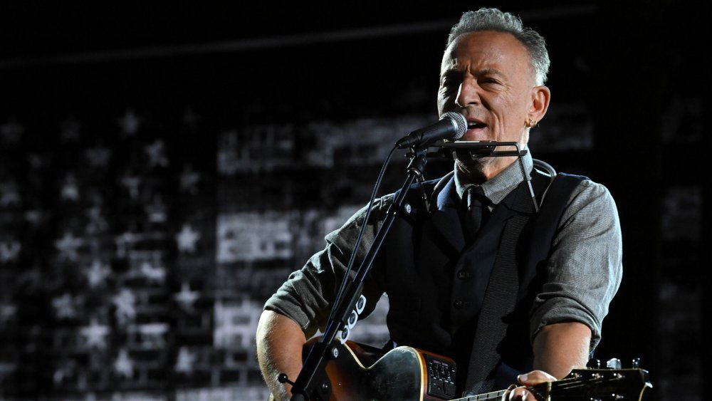 Bruce Springsteen diz que é um ‘patriota’ por enfrentar Trump: ‘Eu acredito no patriotismo crítico’