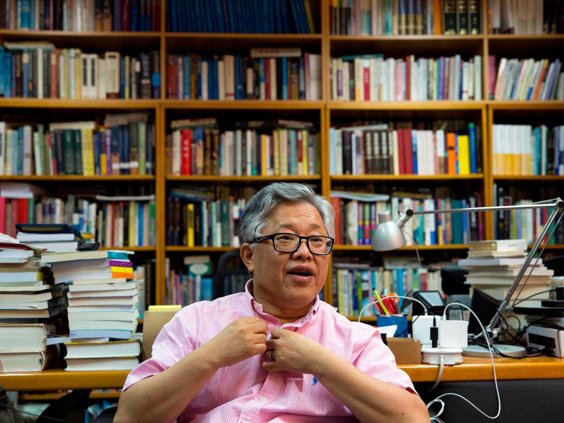 China liberta pastor de igreja clandestina após meses de detenção