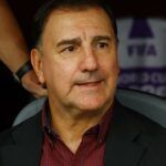 Colômbia apoia o técnico Nestor Lorenzo com prorrogação de contrato após a Copa do Mundo de 2026